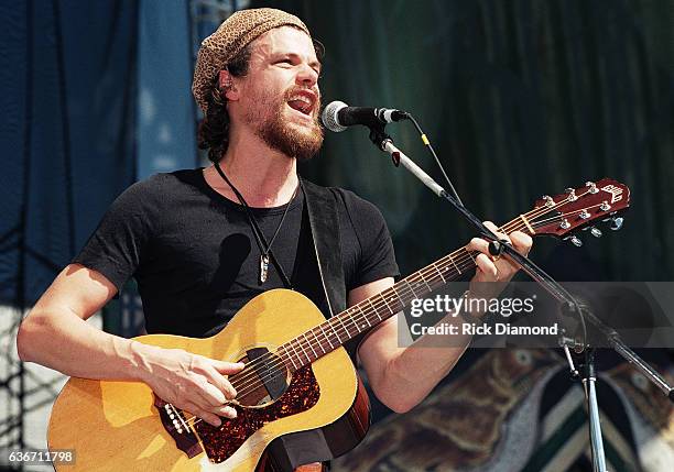 Rusted Root Singer 182 photos et images haute résolution de Rusted Root - Getty Images