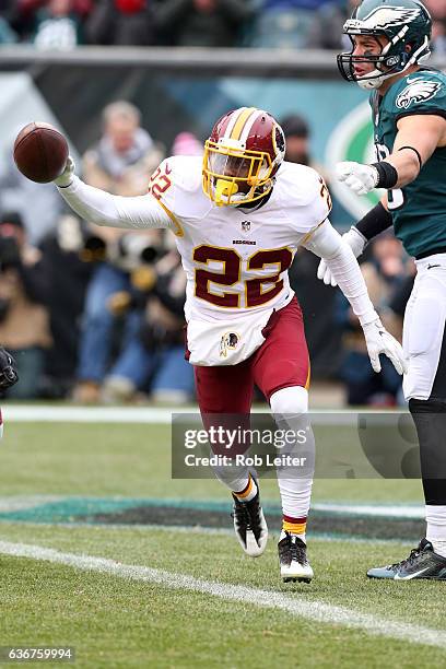 Deshazor Everett of the Washington Redskins celebrates an interception during the game against the Philadelphia Eagles at Lincoln Financial Field on...