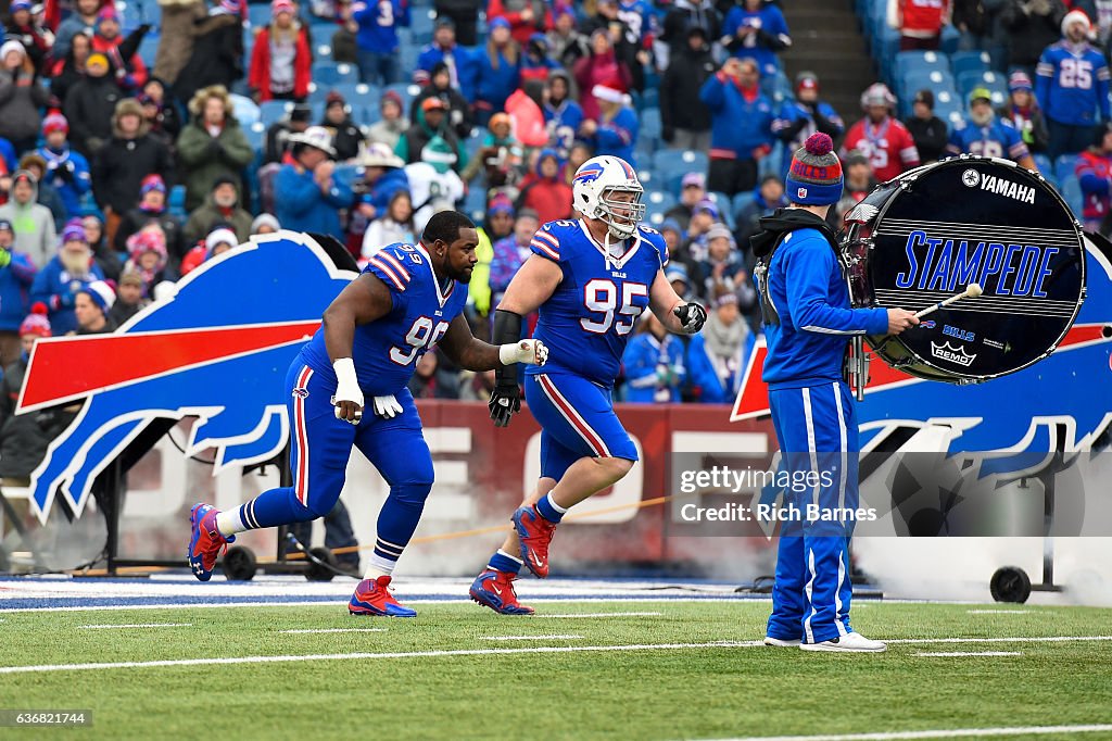 Miami Dolphins v Buffalo Bills