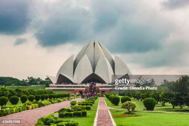 lotus temple, new delhi, india, asia - bahai stockfoto's en -beelden