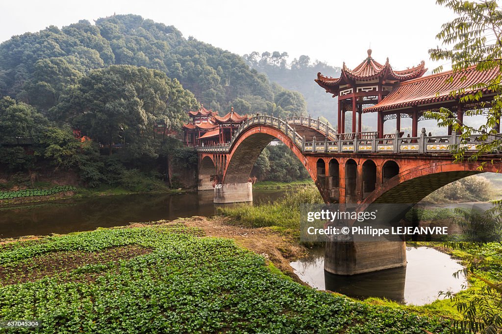 Leshan - Chengdu - ZhuoYing ancient bridge - China
