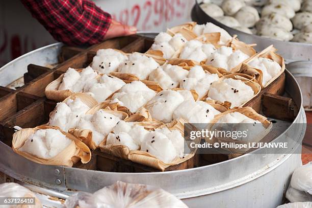 rice paste chinese street food in luodai - china - chinese porcelain stock pictures, royalty-free photos & images