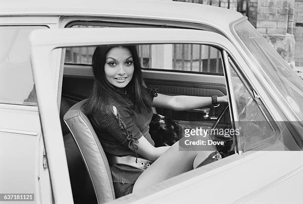Guyanese-British model and actress Shakira Baksh, UK, 30th April 1971. She married actor Michael Caine in 1973.
