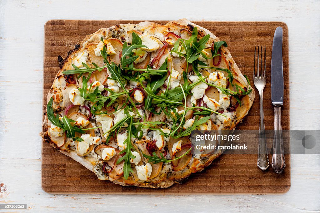 Tarte flambée with goat cheese and apple slides