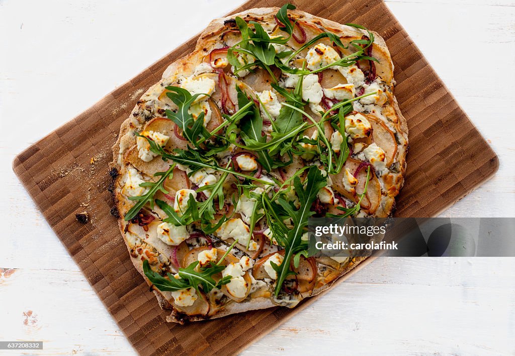 Tarte flambée with goat cheese and apple slides