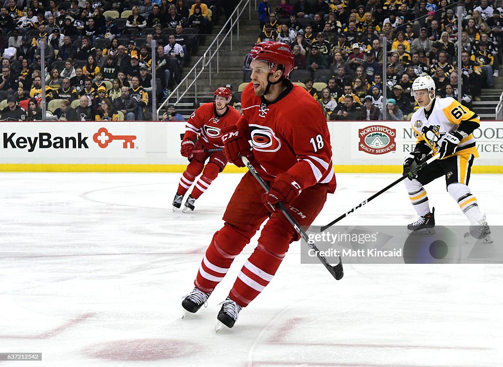 Carolina Hurricanes v Pittsburgh Penguins