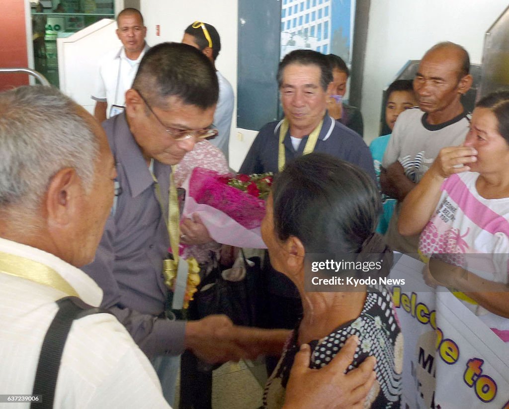 Half-Japanese Filipina meets Japanese kin