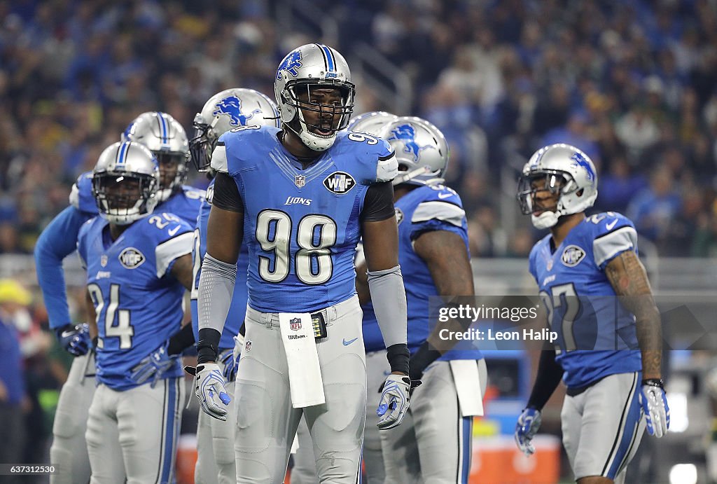 Green Bay Packers v Detroit Lions