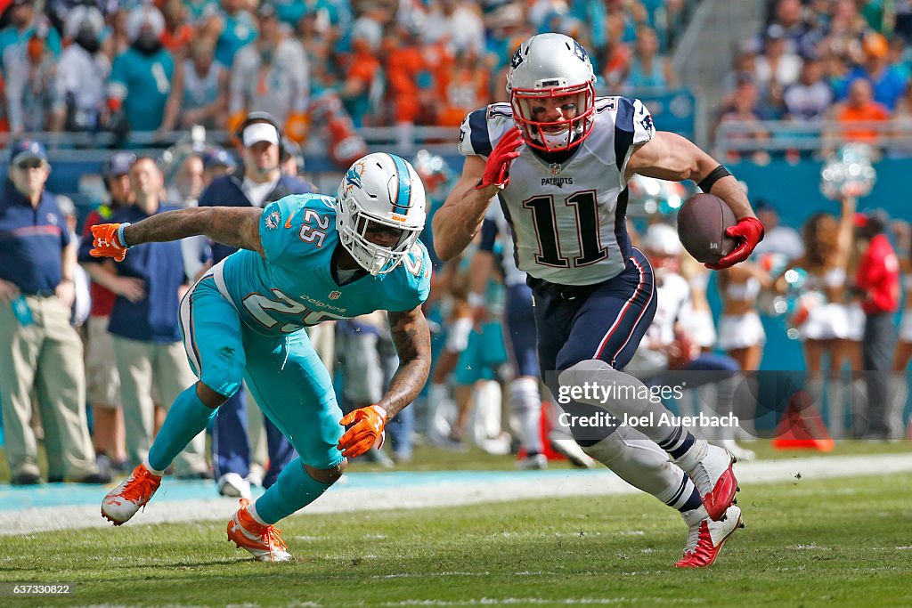 New England Patriots v Miami Dolphins