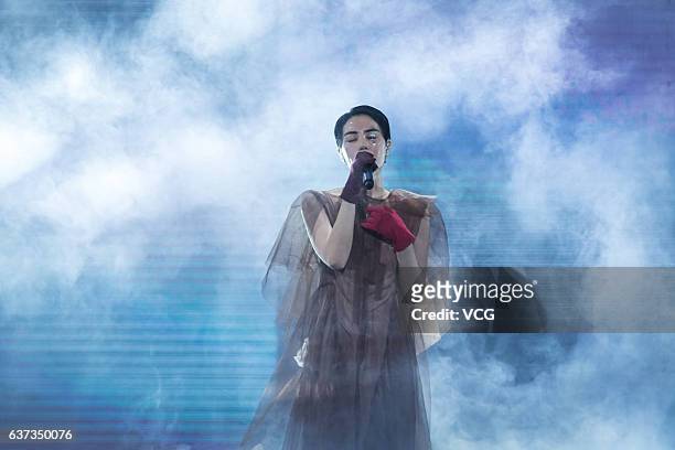 267 Faye Wong Photos and Premium High Res Pictures - Getty Images