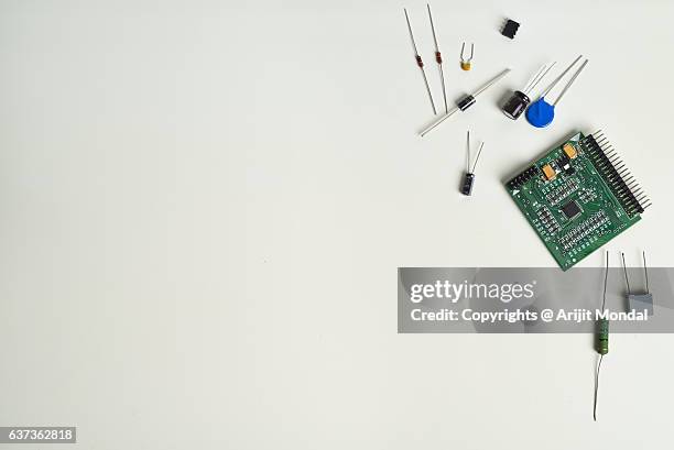 high angle view of the desk in electronic manufacturing factory - india lab stockfoto's en -beelden