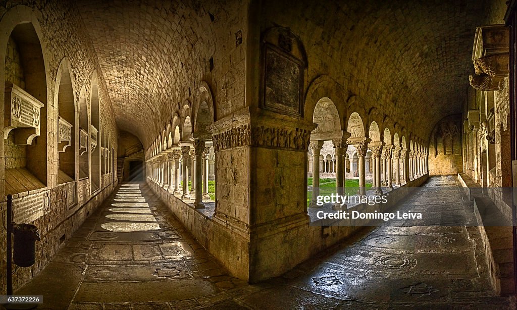 Gerona Cathedral. Romanesque cloister