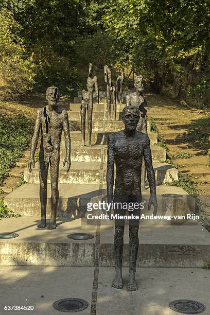 memorial to the victims of communism, prague, czech republic - mieneke andeweg stock pictures, royalty-free photos & images