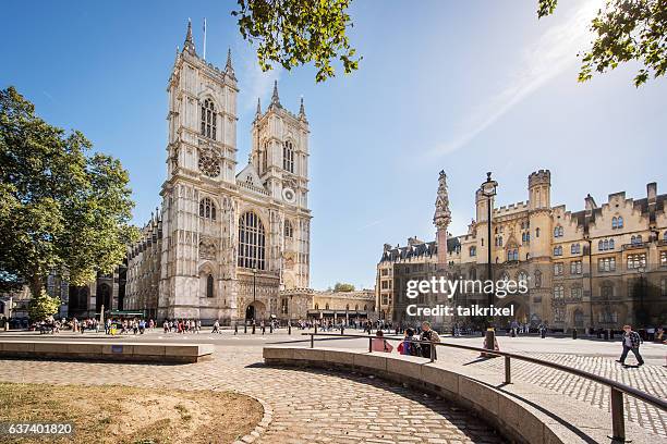 westminster abbey von broad sanctuary - westminster abbey stock-fotos und bilder