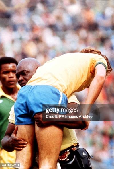 Soccer - World Cup West Germany 74 - Group Two - Brazil v Zaire Soccer - World Cup West Germany 74 - Group Two - Brazil v Zaire