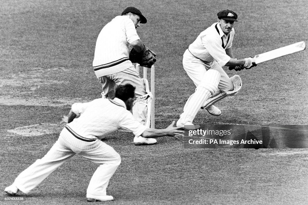 Cricket - Gentleman of England v The Australians - First Day