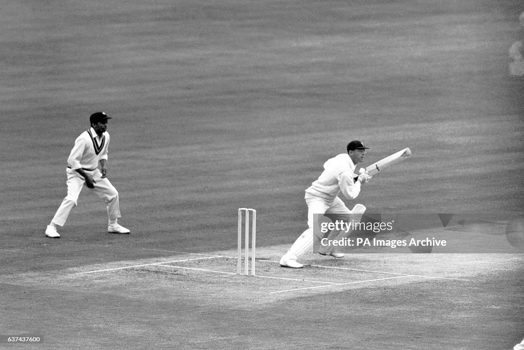 Cricket - First Test - England v India - First Day