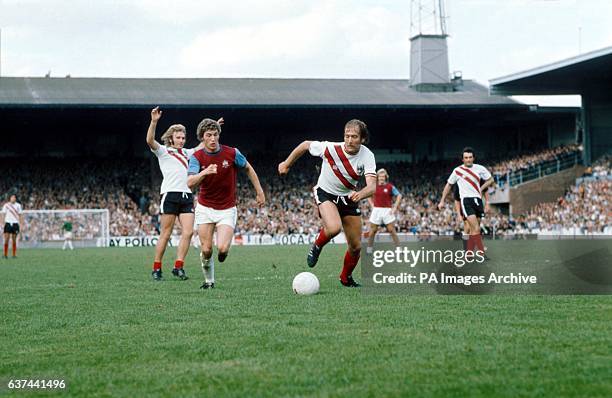 Patsy West Ham 23 Patsy Holland Photos & High Res Pictures - Getty Images