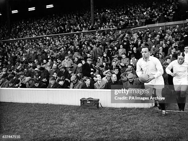 Geeps Rugby 53 Dickie Jeeps Photos & High Res Pictures - Getty Images