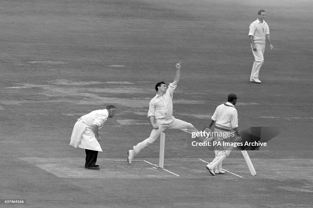 Cricket - The Wisden Trophy - Second Test - England v West Indies - Lord's - Second Day