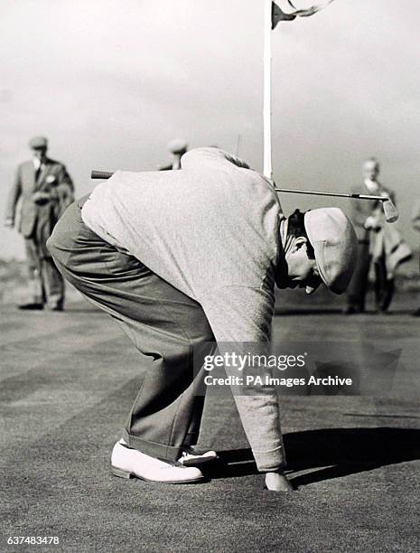 Australian golfer Peter Thomson