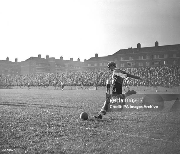 Southampton goalkeeper John Christie takes a goal kick.
