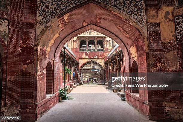 wazir khan mosque, lahore, punjab, pakistan - lahore bildbanksfoton och bilder