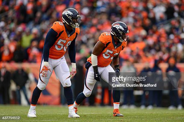 Outside linebacker Von Miller of the Denver Broncos lines up next to inside linebacker Corey Nelson in the second quarter of a game against the...