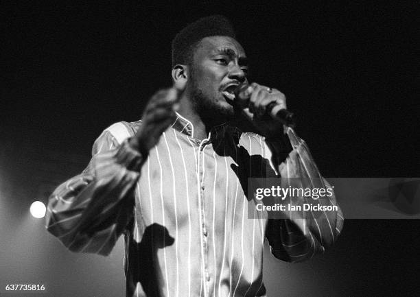 Big Daddy Kane performing on stage at Brixton Academy, London, 11 December 1989.