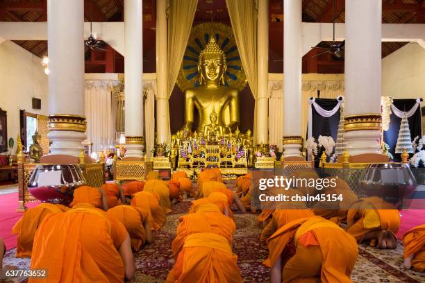 monk buddhist at chiang mai thailand. - buddhism stock-fotos und bilder