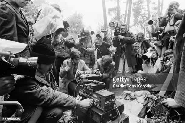 Journalists gather at the Hearst home, San Francisco, California, . They were listening to a recording by the Symbionese Liberation Army related to...