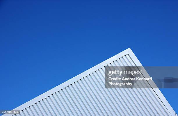 slanted industrial estate construction warehouse unit - industrial estate ストックフォトと画像