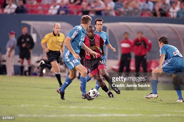 Adolfo Valencia of the New Jersey/New York MetroStars controls the ball during the game against the Kansas City Wizards at Giants Stadium in East...