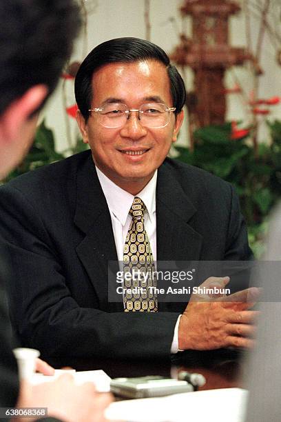 Newly elected Taiwan president Chen Shui-bian speaks during a group interview on March 23, 2000 in Taipei, Taiwan.