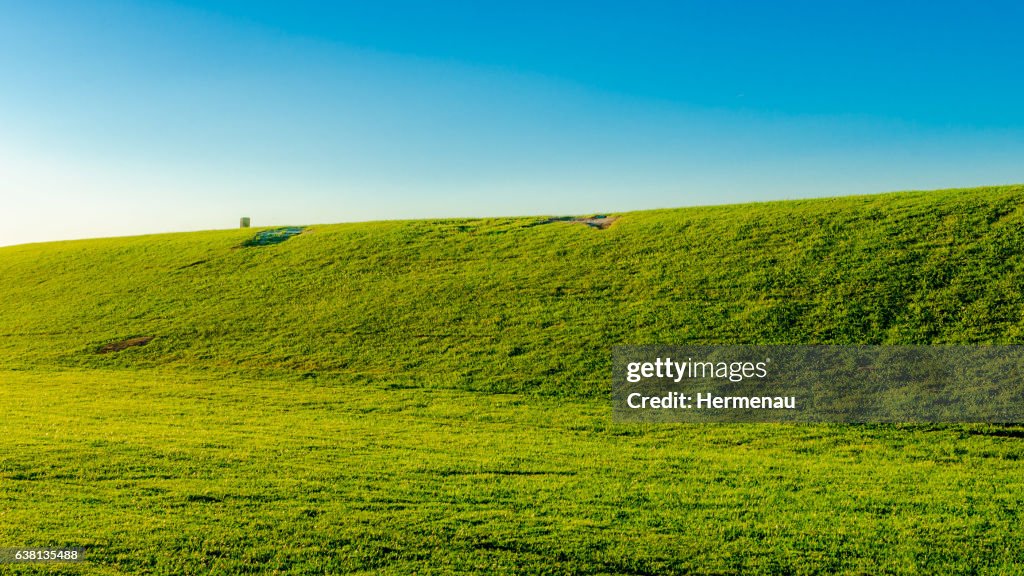 Dike