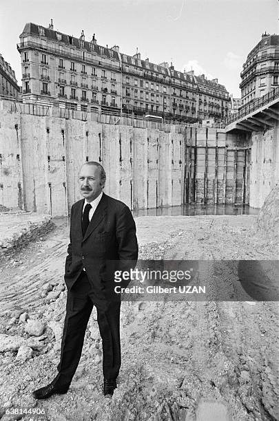écrivain français Jean Dutourd à Paris, France, le 25 août 1975.