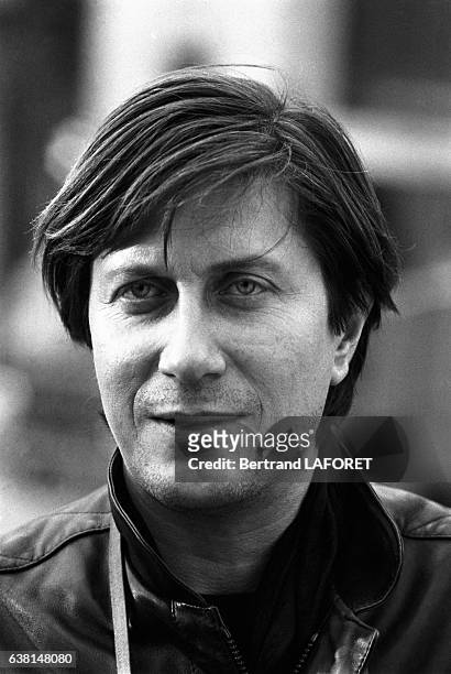 Jacques Dutronc sur le tournage du film 'Y-a-t'il un français dans la salle' réalisé par Jean-Pierre Mocky le 20 janvier 1982 à Paris, France.