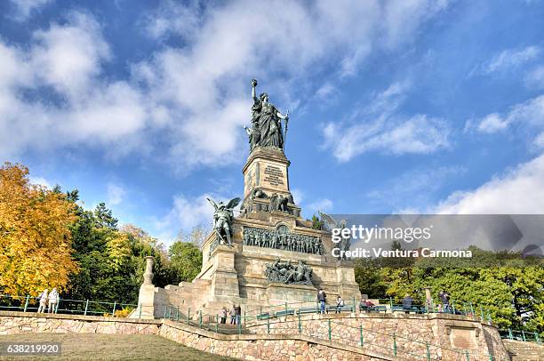 germania figure - niederwald monument - rüdesheim am rhein - rudesheim stock pictures, royalty-free photos & images