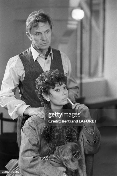 Lea Massari et Heinz Bennent sur le tournage du film 'Sarah' réalisé par Maurice Dugowson à Paris, France, le 29 novembre 1982.