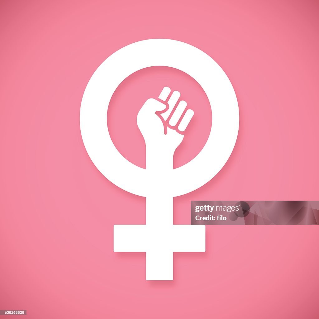 Poing levé de puissance féminin