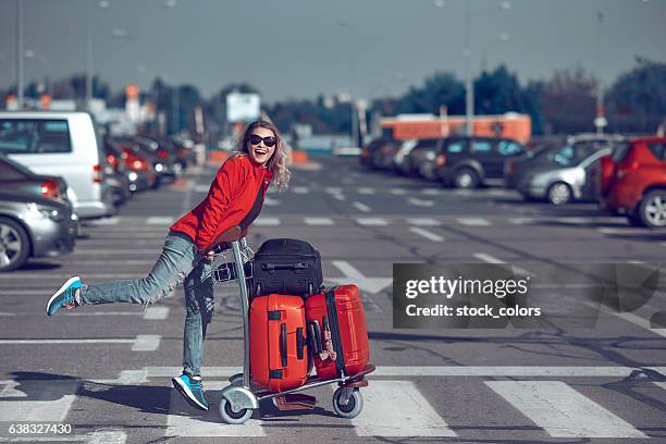 vacanza, viaggio, felicità - bagagli foto e immagini stock