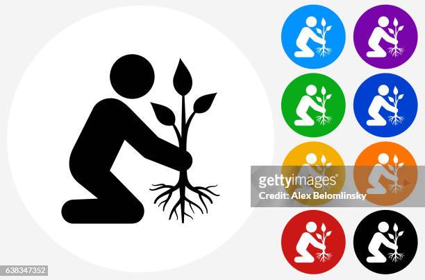 illustrazioni stock, clip art, cartoni animati e icone di tendenza di icona dell'albero di piantagione sui pulsanti cerchio a colori piatto - abbracciare una persona