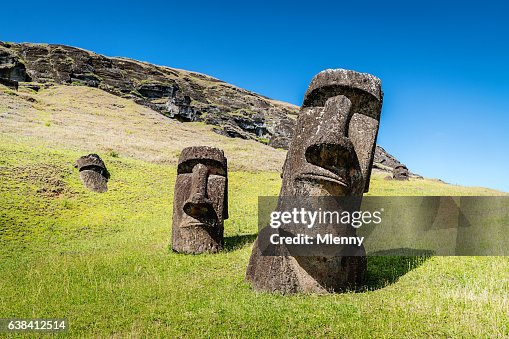 3 442点のモアイ像のストックフォト Getty Images 3 442点のモアイ像のストックフォト Getty Images