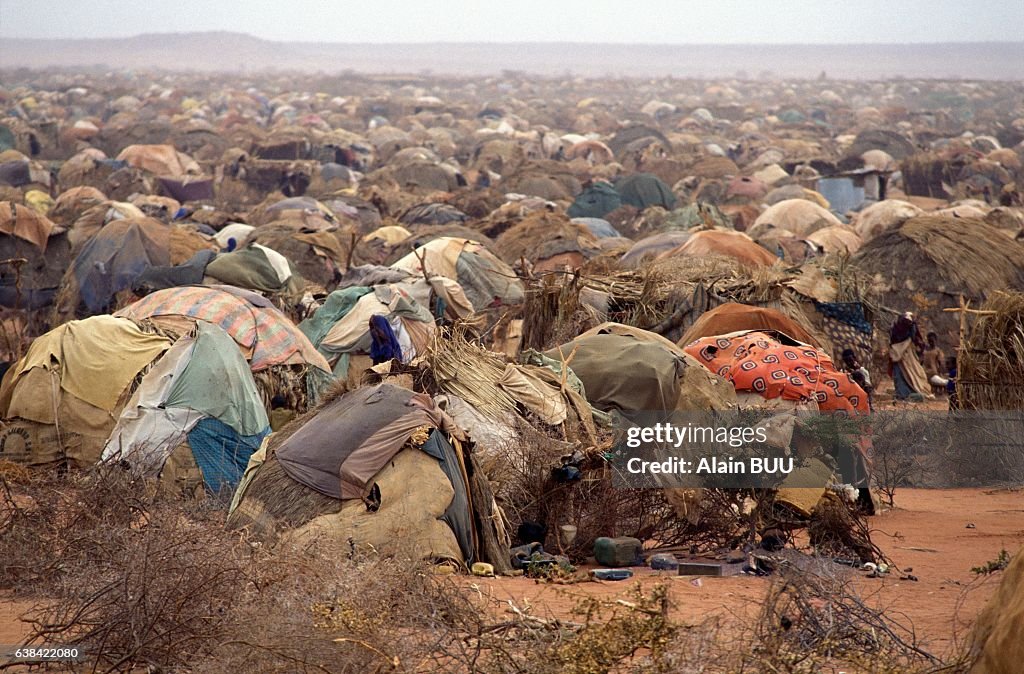 Mandera Somalian people in the refugee camp of Mandera, Kenya, in August 1992 ...