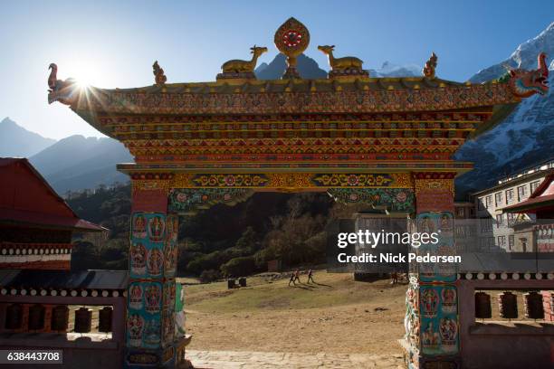 tengboche monastery gate - thyangboche monastery stock pictures, royalty-free photos & images