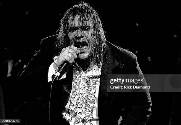 Singer/Songwriter Meat Loaf performs at Symphony Hall in Atlanta Georgia April 12, 1978