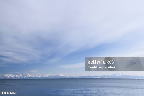 sea of okhotsk seen from japan - mar de okhotsk imagens e fotografias de stock