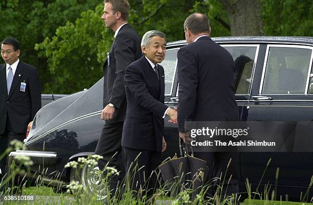 Emperor Akihito is seen on arrival at Gripsholm Castle on May 31, 2000 in Mariefred, Sweden.