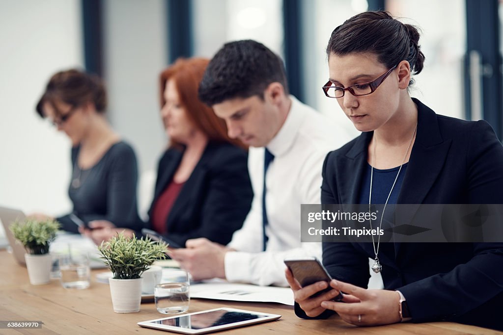 Checking in with their schedule online