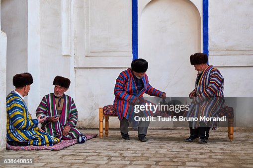 Chapan (Uzbekistan) - A Cultural Tapestry Woven in Fabric and Tradition